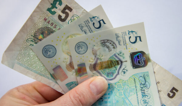 top minimum deposit casinos UK