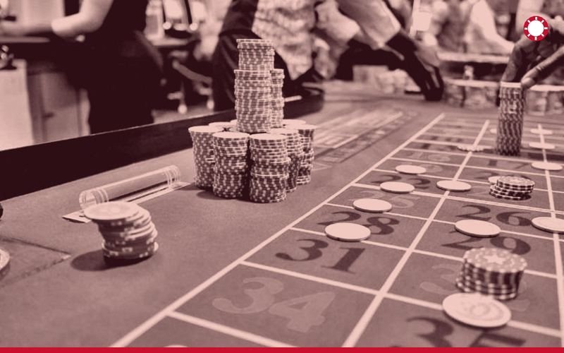Roulette wheel and chips, best UK online casino sites tested by Casino Gambler